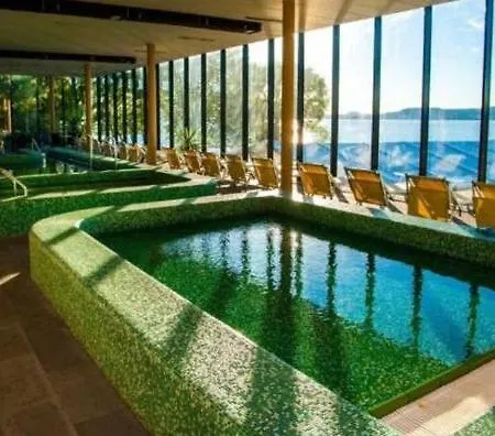 Apartament Bl Lakeview With Pool