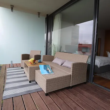 Apartament Bl Lakeview With Pool