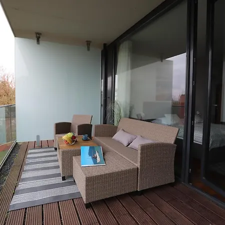 Bl Lakeview With Pool *