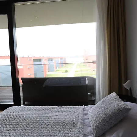 Apartament Bl Lakeview With Pool