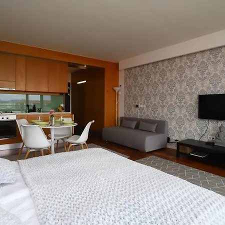 Apartment Bl Lakeview With Pool Balatonlelle