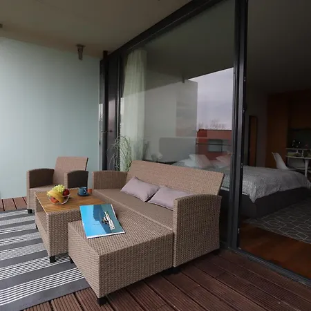 Apartament Bl Lakeview With Pool